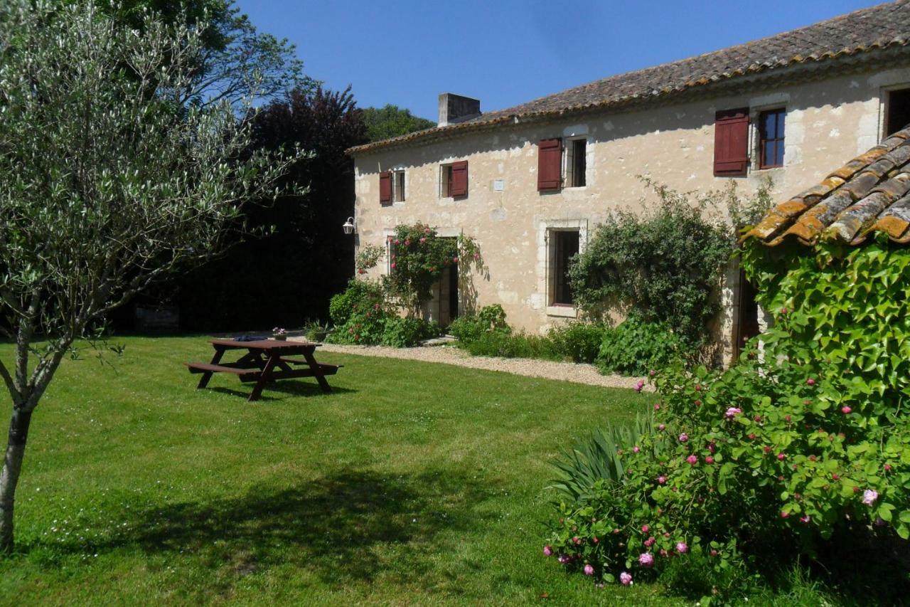 Maison De Bastien Lugon et l'Ile du Carney Exterior photo